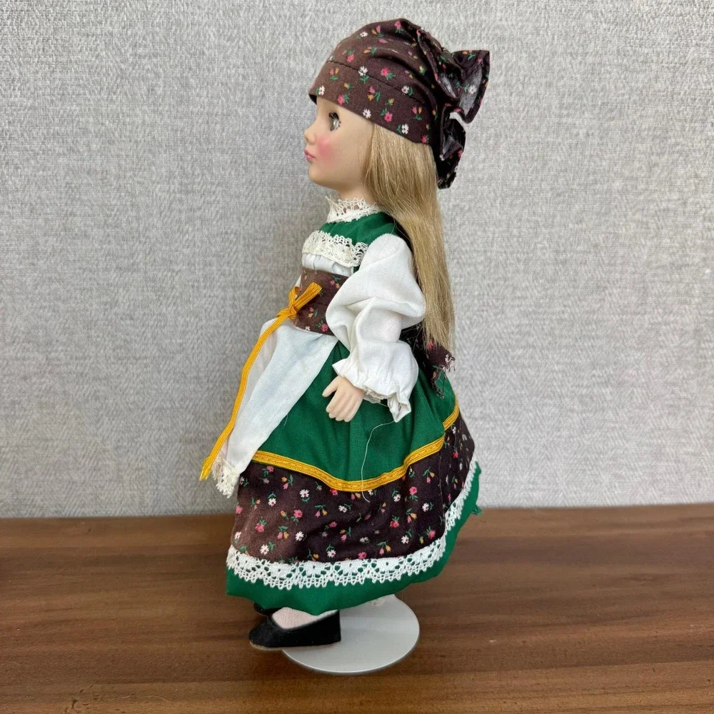 Vintage Effanbee Miss Sweden Doll 11